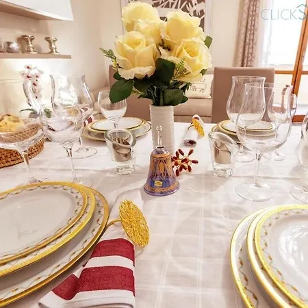 Lovely Next To The With Air Conditioning And Wifi Apartment