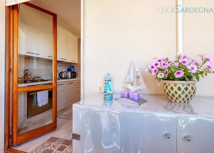 Lovely Next To The With Air Conditioning And Wifi Apartmán Alghero