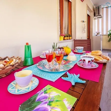 Apartment Lovely Next To The With Air Conditioning And Wifi