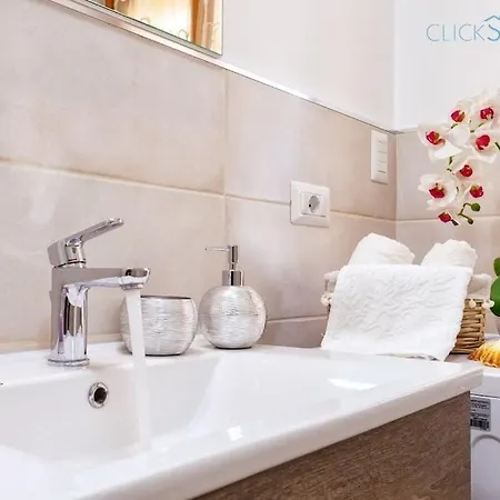 Lovely Next To The With Air Conditioning And Wifi * Alghero